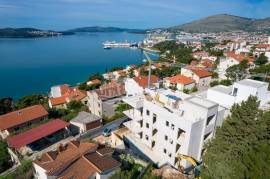 Trogir/Dvosoban stan sa krovnom terasom S5, 85 , Trogir