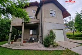 Kuća na dvije etaže Centar, 200 m2, 200 , Sarajevo – Centar