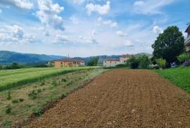 PRODAJA, GRAĐEVINSKO ZEMLJŠTE, MOTOVUN, 1.100 M2, 1100 , Motovun