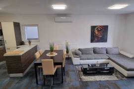 Krimeja, 95 m2, 2S+DB, s terasom, 95 , Rijeka