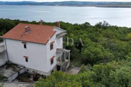 Kuća 1.red do mora, 360 , Crikvenica